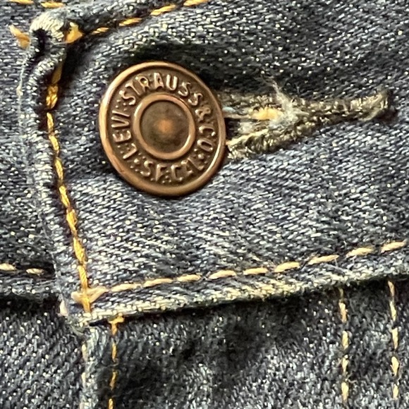 Levi's 527 Men's 30x32 Blue Dark Wash Denim Low Rise Bootcut Cowboy Modern - Picture 2 of 12